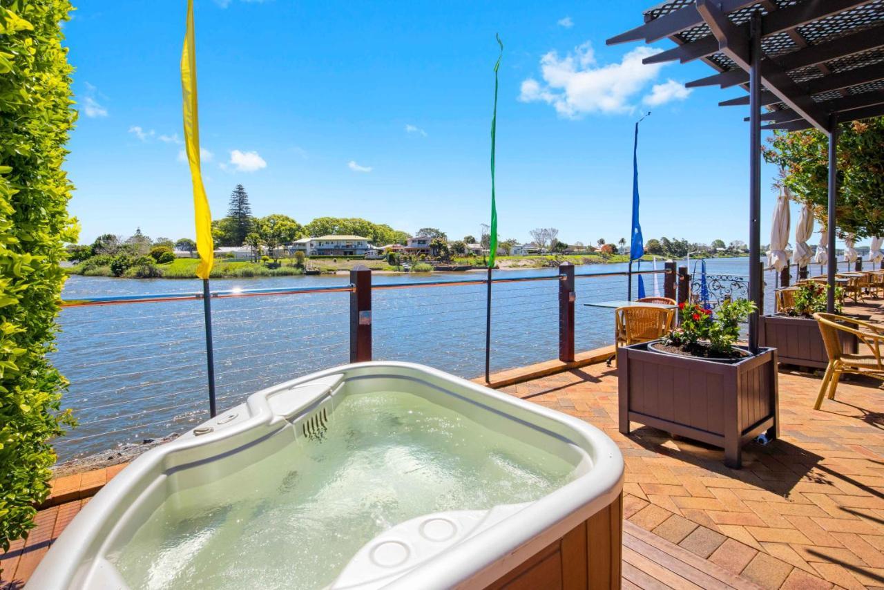 The Old Bank Gladstone Licensed Restaurant&Boutique Accommodation Hat Head Extérieur photo