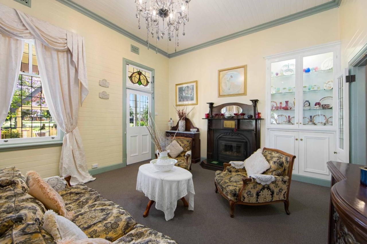 The Old Bank Gladstone Licensed Restaurant&Boutique Accommodation Hat Head Extérieur photo