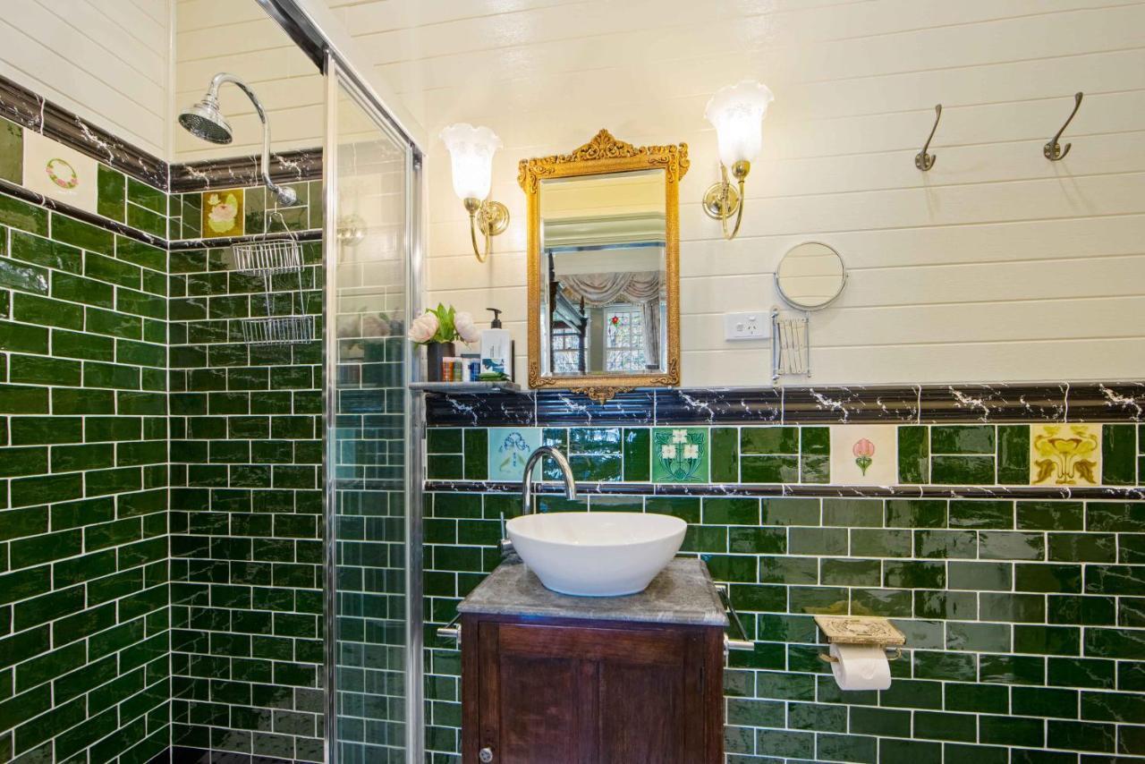 The Old Bank Gladstone Licensed Restaurant&Boutique Accommodation Hat Head Extérieur photo