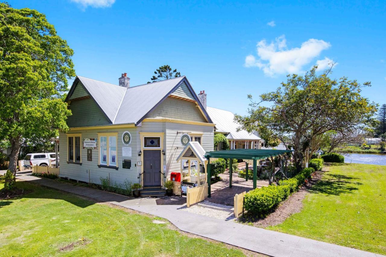 The Old Bank Gladstone Licensed Restaurant&Boutique Accommodation Hat Head Extérieur photo