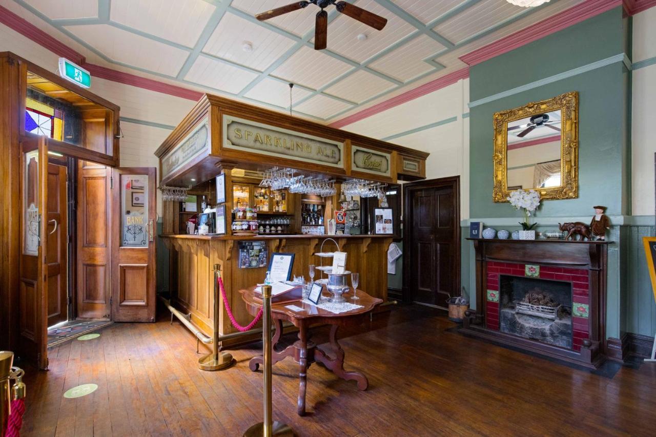 The Old Bank Gladstone Licensed Restaurant&Boutique Accommodation Hat Head Extérieur photo